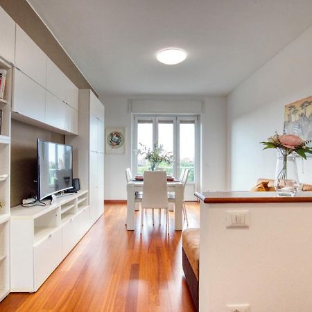 Caseospitali - Casa Park View, Ampio Trilocale Per Famiglie Sul Parco Milán Exteriér fotografie