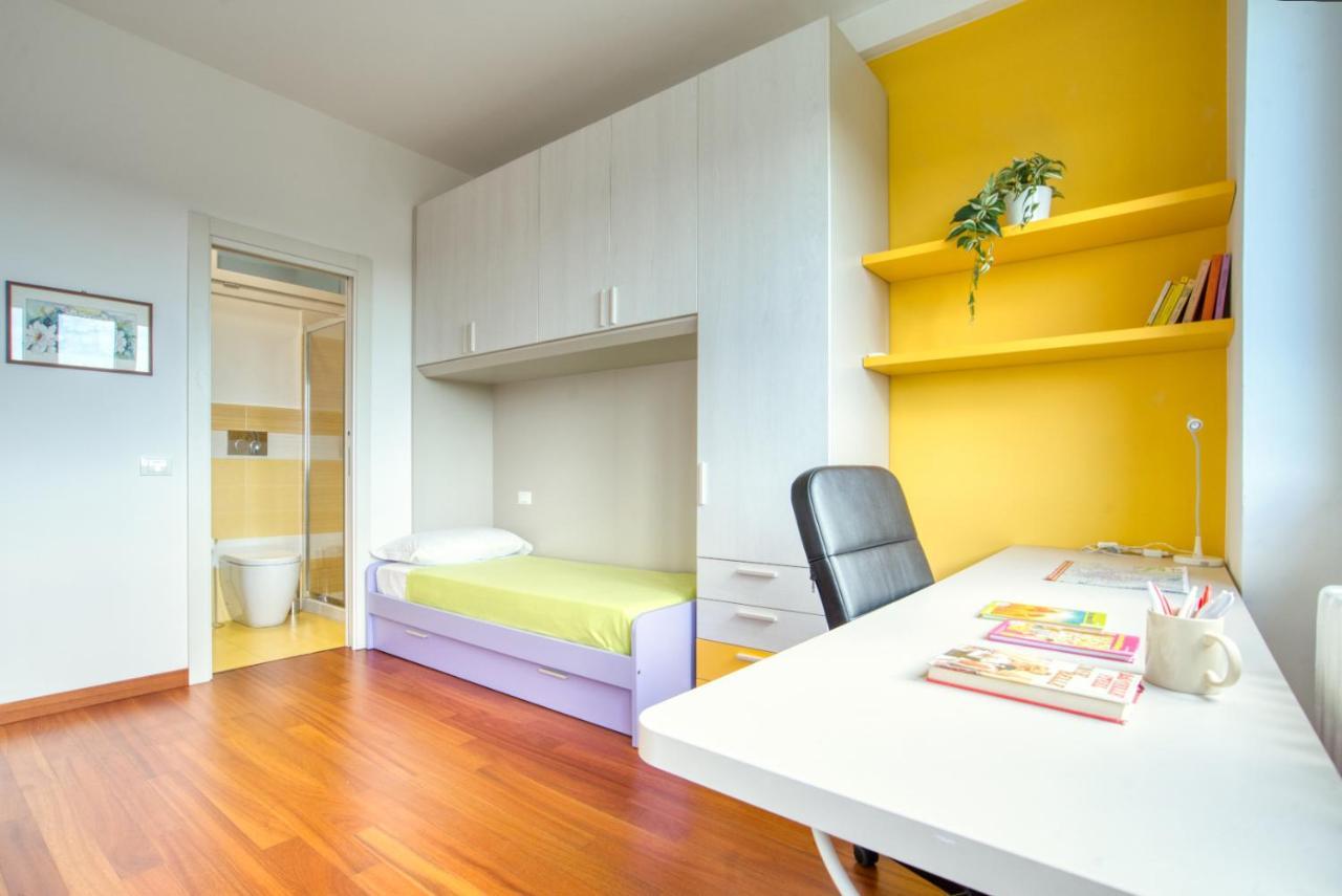 Caseospitali - Casa Park View, Ampio Trilocale Per Famiglie Sul Parco Milán Exteriér fotografie