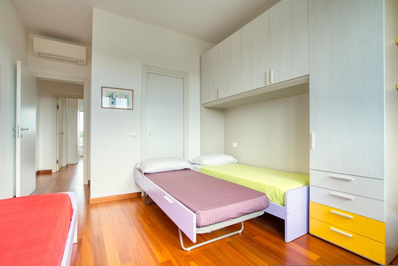 Caseospitali - Casa Park View, Ampio Trilocale Per Famiglie Sul Parco Milán Exteriér fotografie